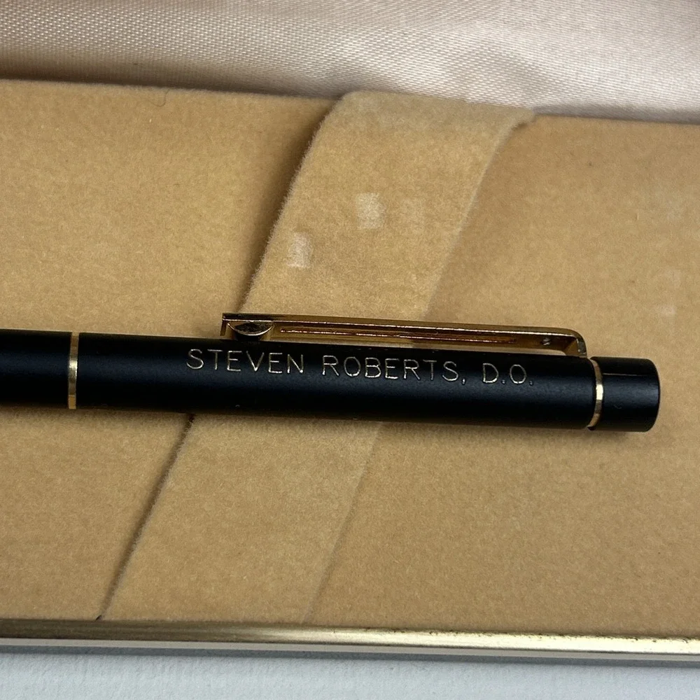 Vintage Rare Sheaffer Pen With Original Box Engraved Steven Roberts‎